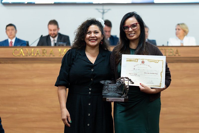 Professora de Serviço Social recebe Prêmio Cidade de Curitiba 2026