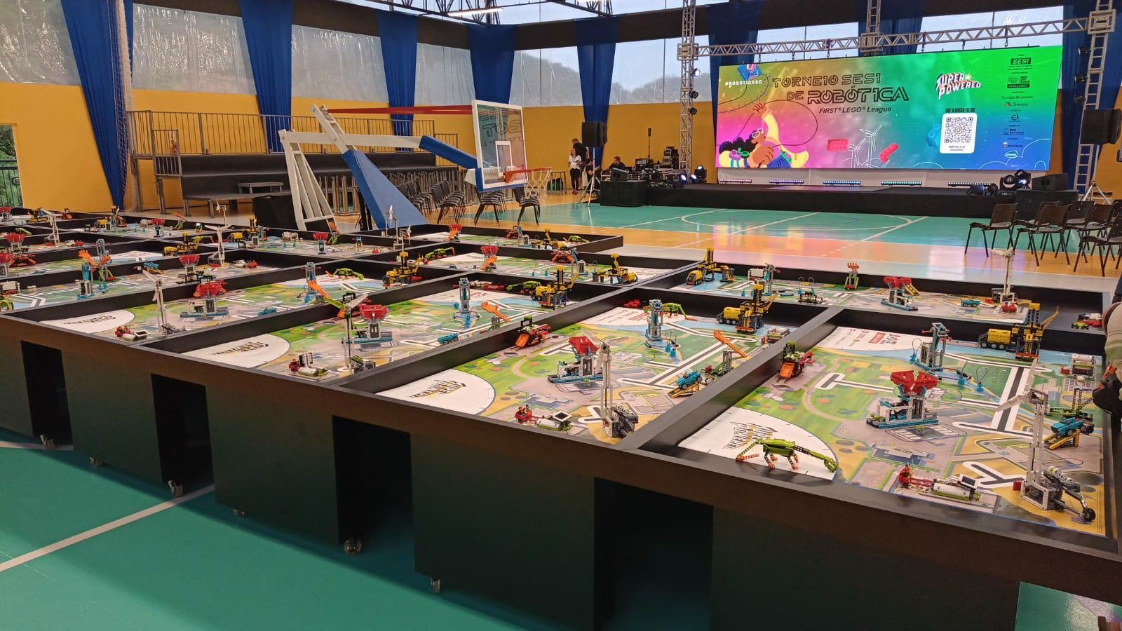 HOJE: SESI realiza em Itajaí um dos maiores torneios de robótica do país